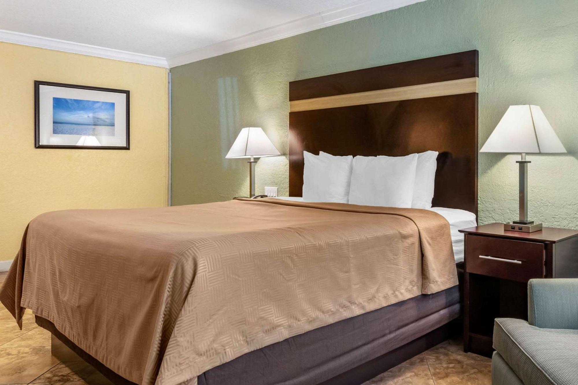 Clarion Inn Orlando International Drive - Icon Park Williamsburg Bagian luar foto