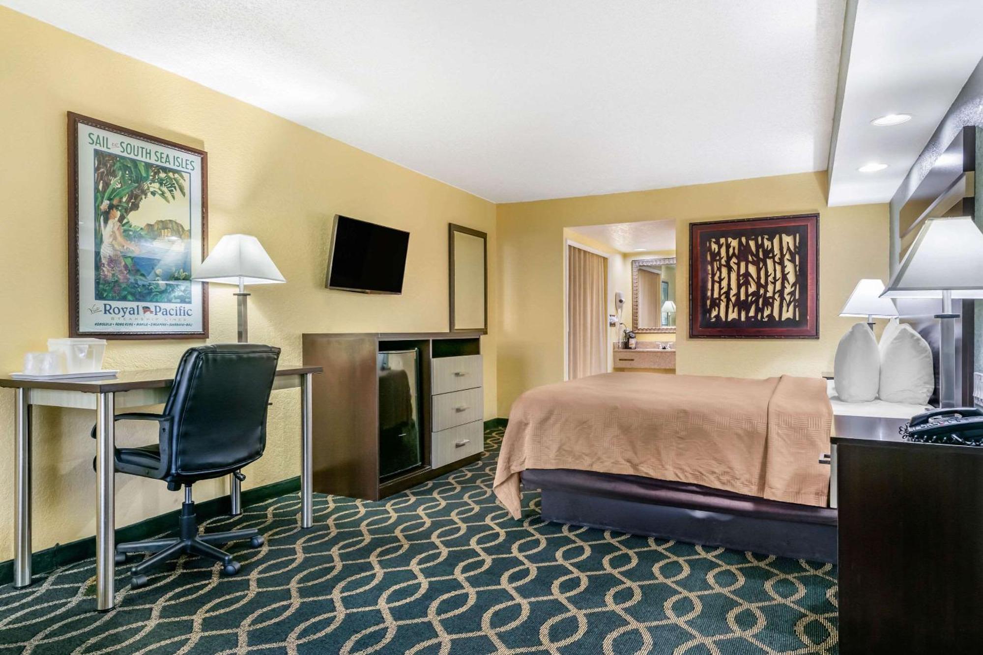 Clarion Inn Orlando International Drive - Icon Park Williamsburg Bagian luar foto