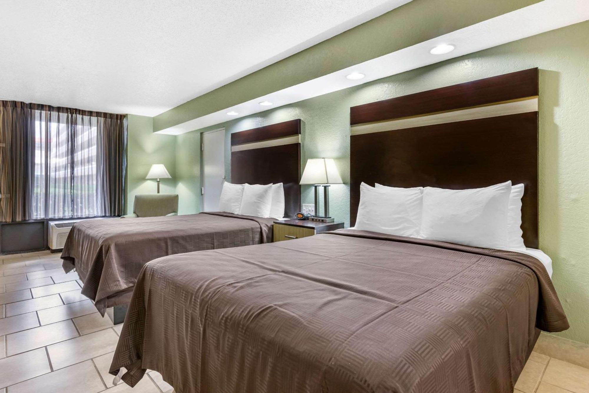 Clarion Inn Orlando International Drive - Icon Park Williamsburg Bagian luar foto